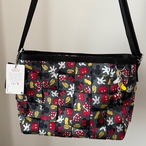 New Harvey's Seatbelt Mickey I Love You to Pieces Tote